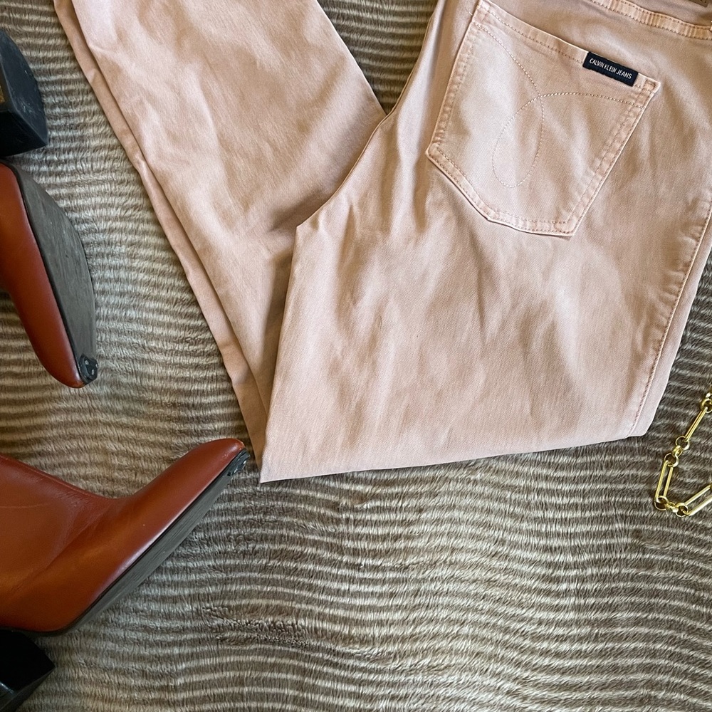 Chloé Wave Heel Leather Boots - Picture 10 of 14